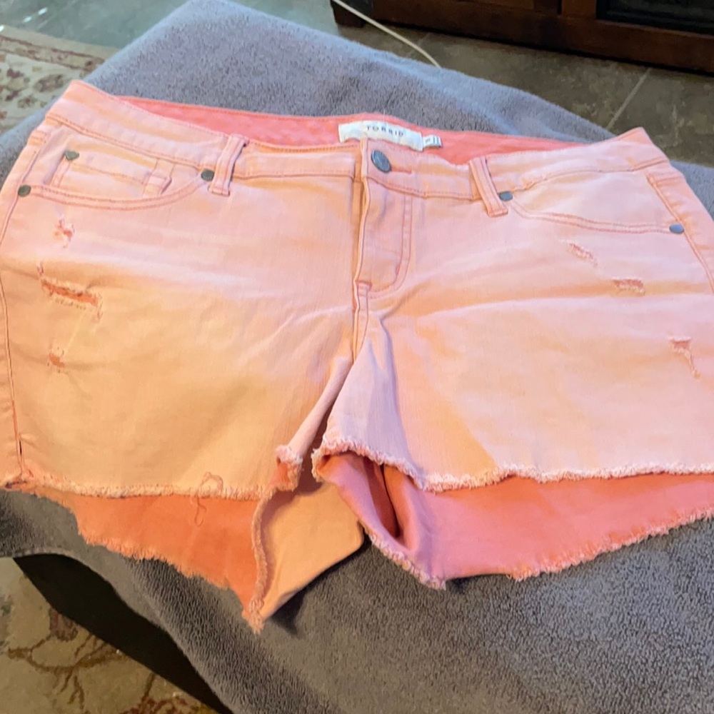 Torrid raw edge shorts